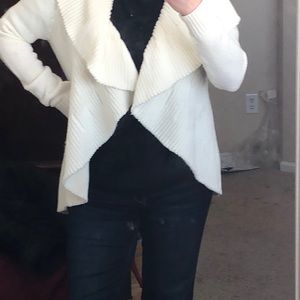 Beautiful cream cardigan